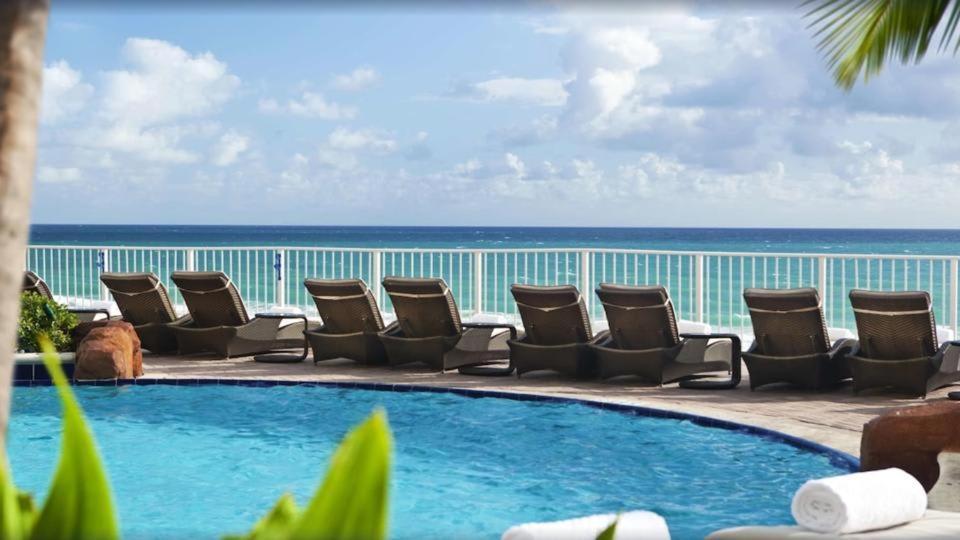 Luxurious Beach Resort Balcony Sunny Isles Beach Exterior foto