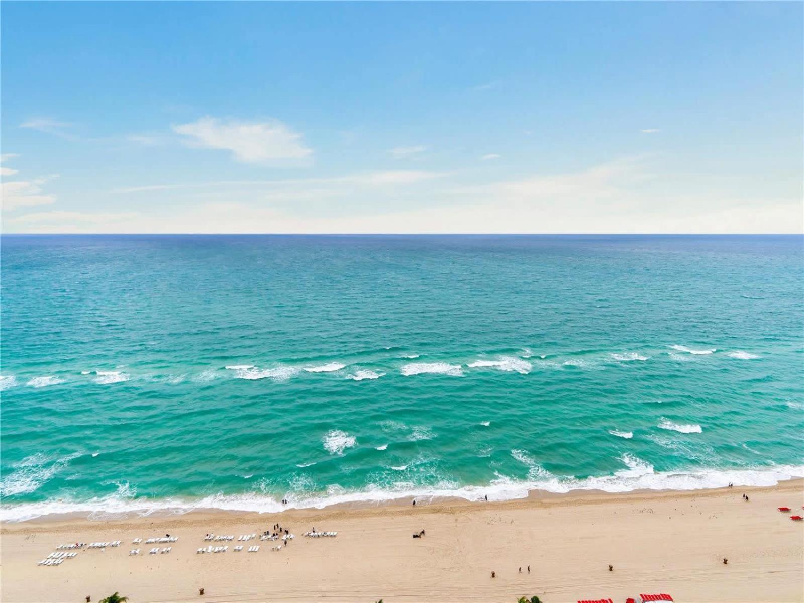 Luxurious Beach Resort Balcony Sunny Isles Beach Exterior foto